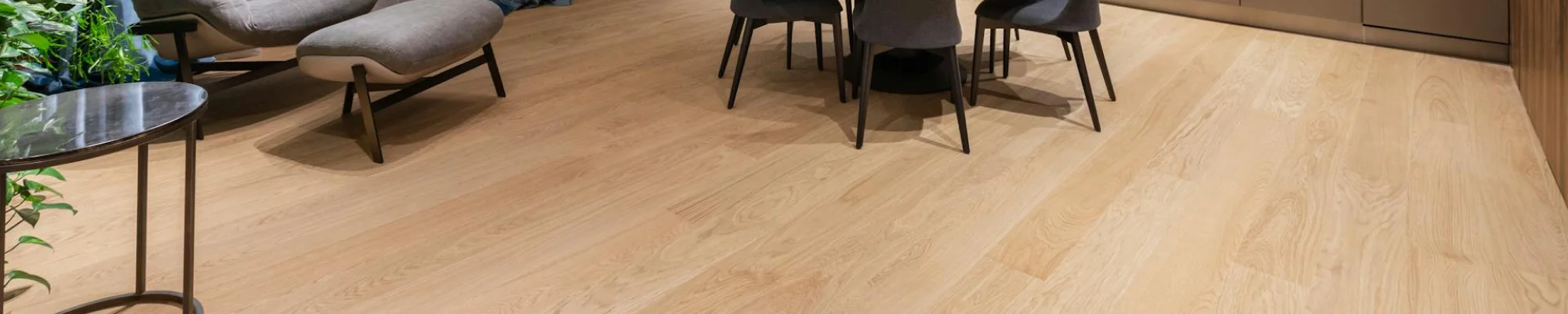 solid red oak hardwood by Xulon Flooring available in various size planks at Expressive Flooring